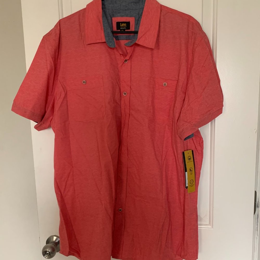 Lee button up short sleeve shirt Size - XXL
